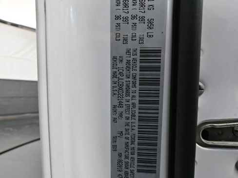 Used 2019 Jeep Cherokee Latitude w/ Popular Appearance Group image 49