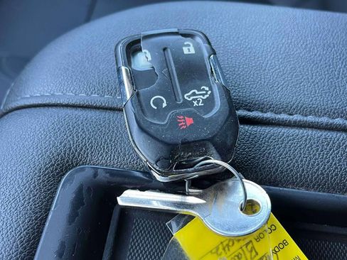 Used 2022 GMC Sierra 1500 SLT w/ SLT Premium Package image 38