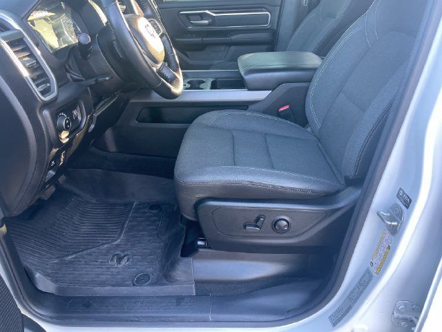 Used 2022 RAM 1500 Big Horn AWD/4WD image 9