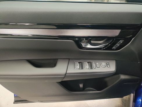 Used 2025 Honda CR-V EX-L image 26