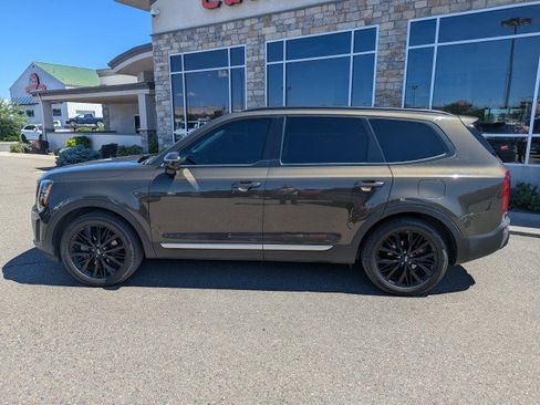 Used 2020 Kia Telluride SX w/ SX Prestige Package AWD/4WD image 2