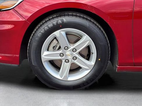 Used 2024 Chevrolet Malibu LT image 12