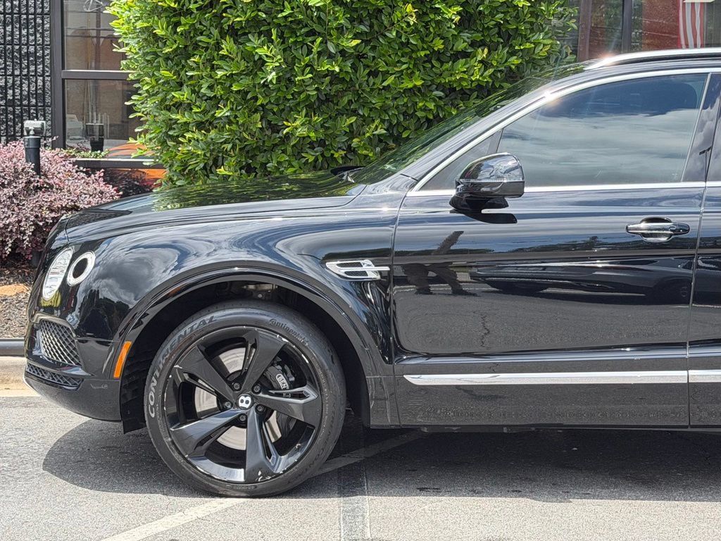 Used 2019 Bentley Bentayga AWD/4WD image 10