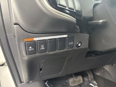 Used 2021 Mitsubishi Outlander GT AWD/4WD image 32