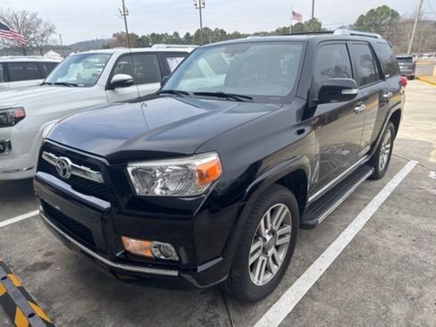 Used 2011 Toyota 4Runner Limited image 3