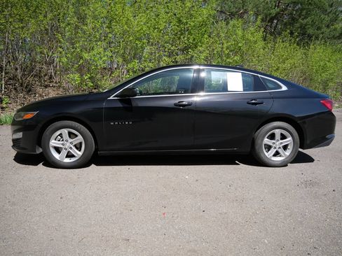 Used 2024 Chevrolet Malibu LT FWD image 5