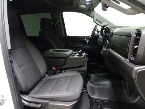 Used 2024 Chevrolet Silverado 2500 LT w/ Convenience Package image 44