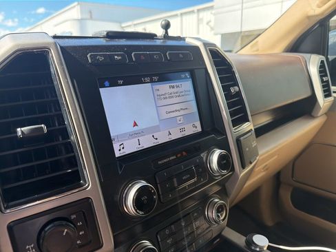 Used 2019 Ford F150 Lariat w/ Equipment Group 502A Luxury image 13