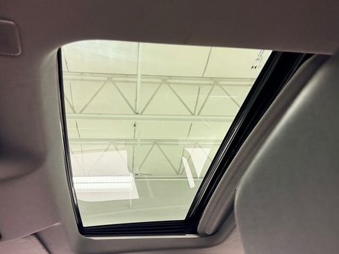 Certified 2024 Chevrolet Silverado 2500 LTZ w/ LTZ Premium Package image 17