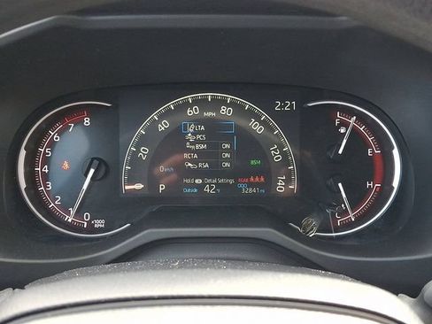 Used 2024 Toyota RAV4 XLE image 26