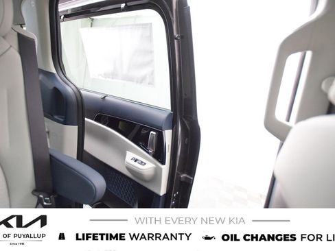 New 2025 Kia Carnival SX Prestige image 11