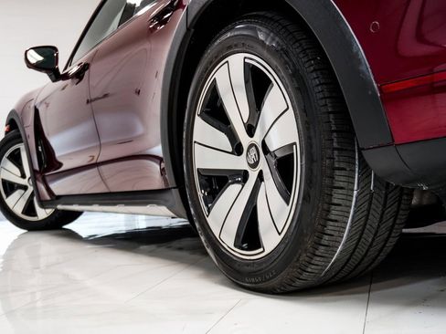 Used 2022 Porsche Taycan 4 Cross Turismo image 10