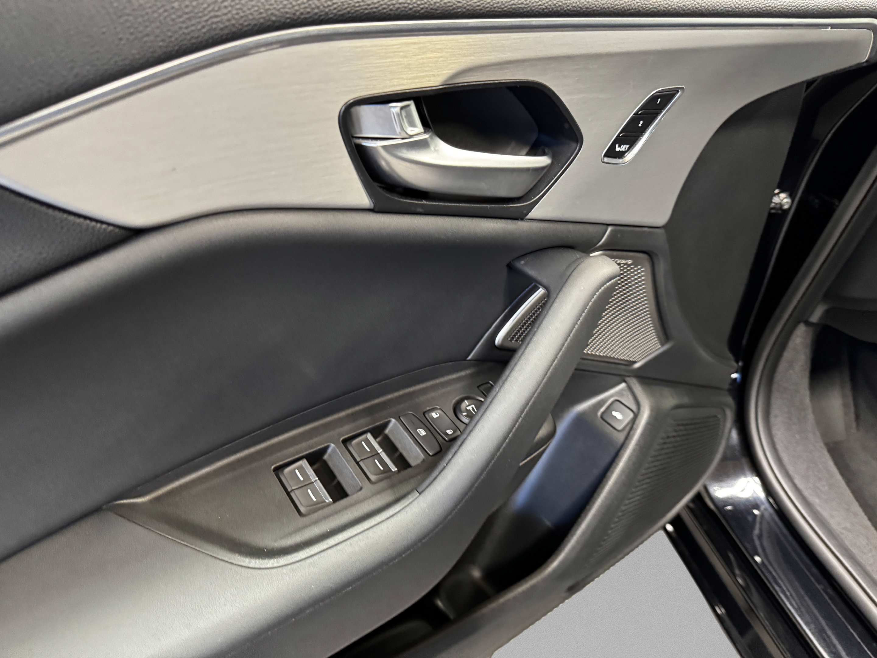 Used 2024 Acura TLX w/ Technology Package FWD image 33