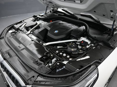 Used 2026 BMW 530i RWD image 58