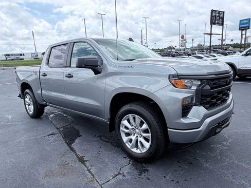 New 2026 Chevrolet Silverado 1500 Custom AWD/4WD image 2
