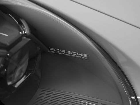 Used 2022 Porsche 911 Targa 4 GTS image 21