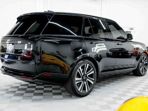 Used 2023 Land Rover Range Rover SE AWD/4WD image 7