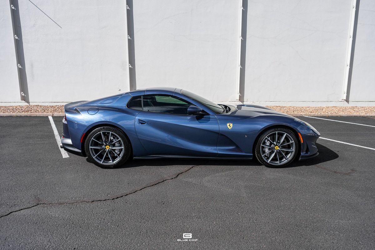 Used 2021 Ferrari 812 GTS RWD image 8