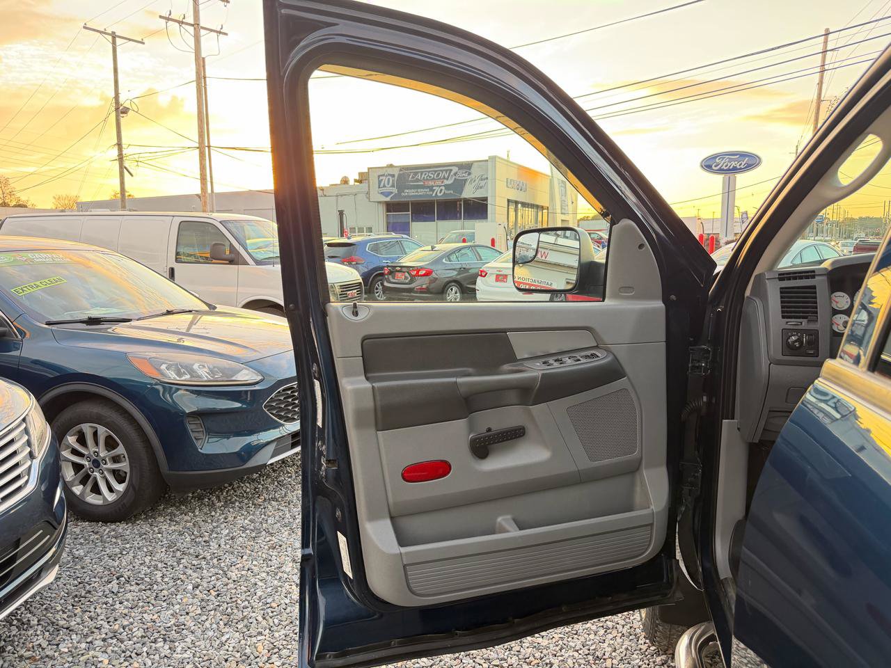 Used 2007 Dodge Ram 2500 Truck SLT AWD/4WD image 9