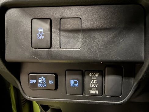 Used 2023 Toyota Tacoma TRD Sport image 19