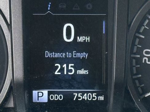 Used 2023 Toyota Tacoma TRD Off-Road w/ Technology Package image 17