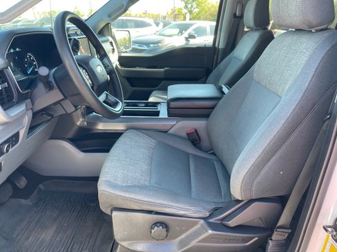 Used 2022 Ford F150 XLT w/ Trailer Tow Package image 10