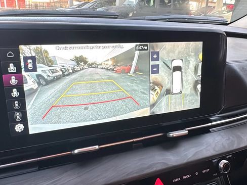 Used 2023 Kia Carnival SX FWD image 21
