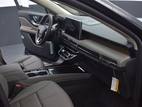 New 2026 Lincoln Corsair Grand Touring image 16