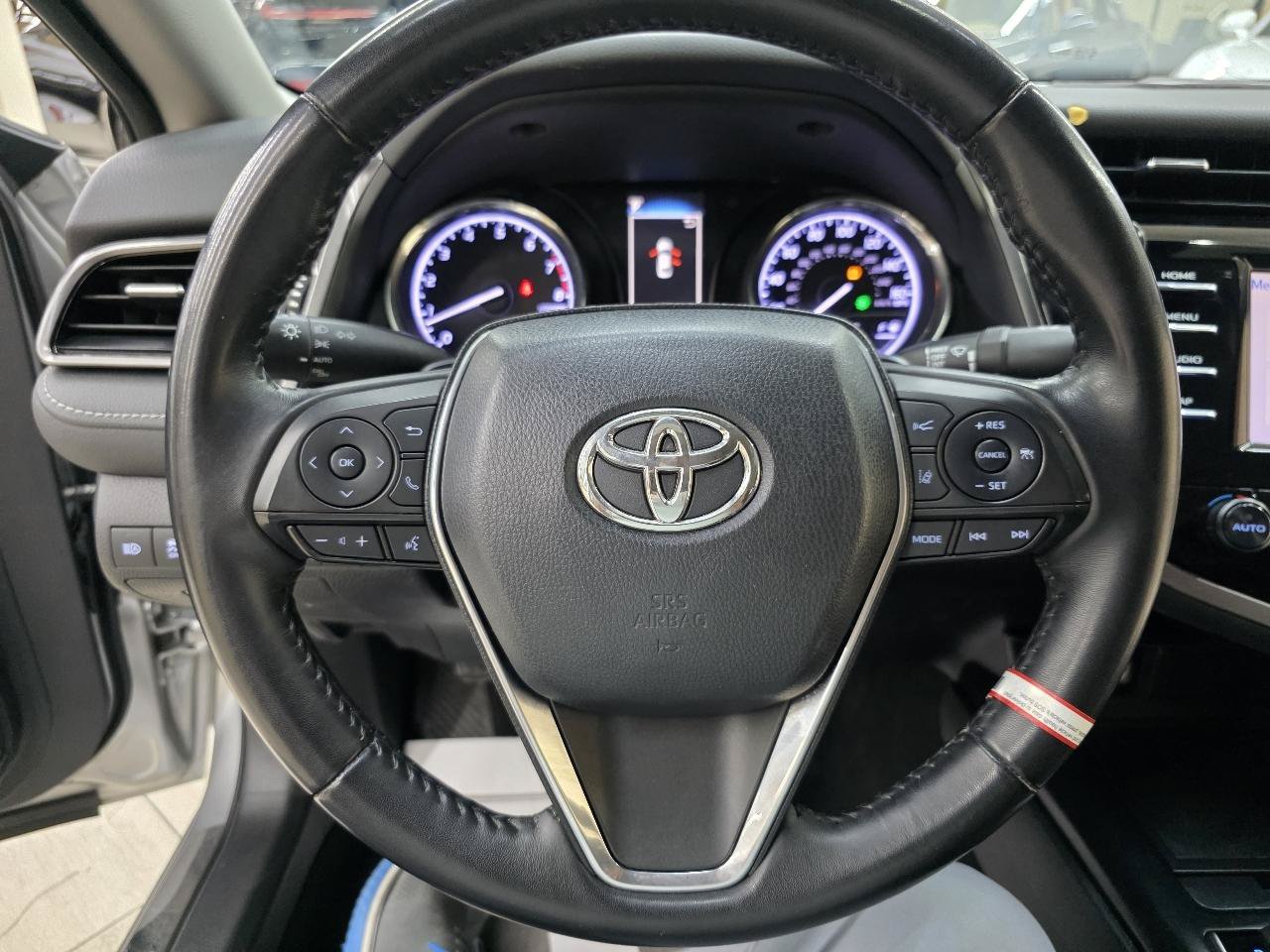 Used 2019 Toyota Camry SE w/ Convenience Package FWD image 28