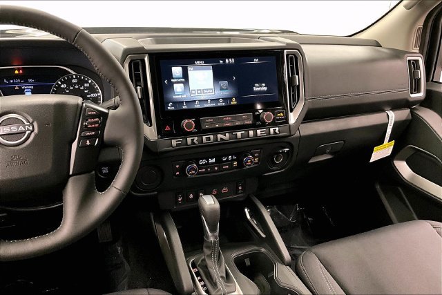 New 2026 Nissan Frontier SV w/ SV Convenience Package RWD image 8