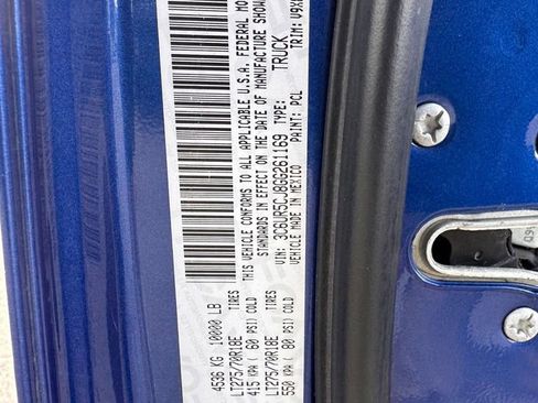 Used 2016 RAM 2500 Tradesman w/ Chrome Appearance Group image 30