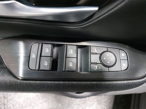 New 2026 Nissan Kicks SV image 27