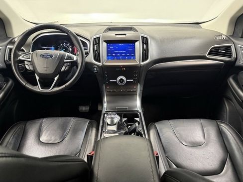 Used 2020 Ford Edge Titanium image 16