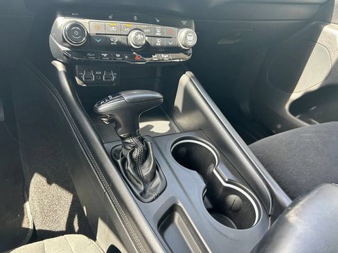 Used 2022 Dodge Durango GT w/ Blacktop Package AWD/4WD image 47