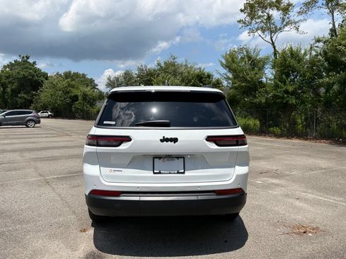 New 2026 Jeep Grand Cherokee L 2WD image 4