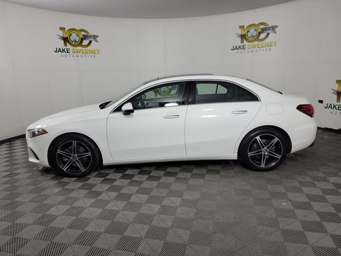 Used 2022 Mercedes-Benz A 220 4MATIC image 4