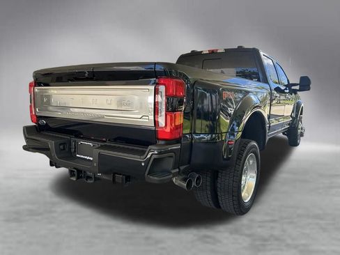 Used 2025 Ford F450 Platinum w/ Platinum Plus Package AWD/4WD image 3