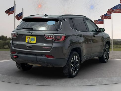 Used 2019 Jeep Compass Trailhawk AWD/4WD image 6