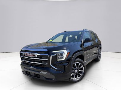 Used 2025 GMC Terrain Elevation w/ Elevation Premium Package