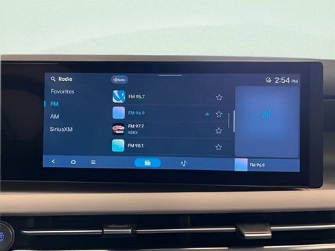 Used 2025 Hyundai Tucson SEL image 24