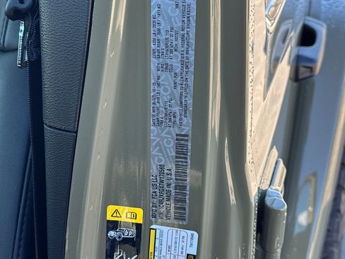 New 2026 Jeep Wrangler Unlimited Rubicon image 33