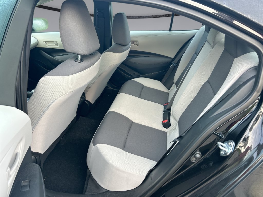 Used 2026 Toyota Corolla LE FWD image 28