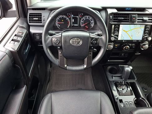 Used 2021 Toyota 4Runner Venture w/ Moonroof Package AWD/4WD image 13