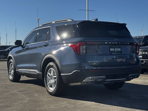 New 2025 Ford Explorer Active w/ Active Comfort Package image 9