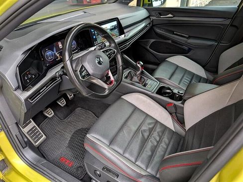 Used 2022 Volkswagen GTI Autobahn image 2