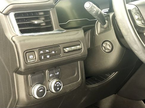 Used 2023 GMC Yukon Denali RWD image 10