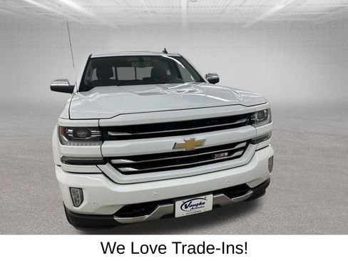 Used 2018 Chevrolet Silverado 1500 LTZ Z71 w/ LTZ Plus Package AWD/4WD image 3