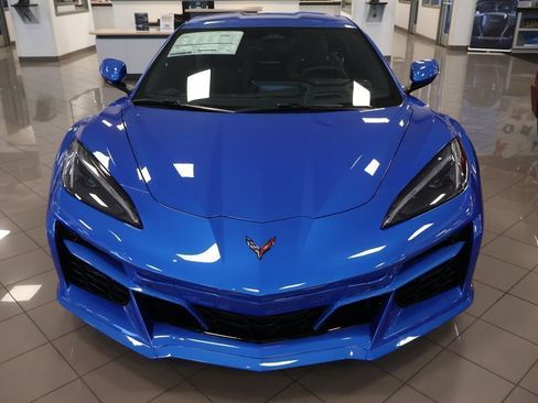 New 2026 Chevrolet Corvette E-Ray w/ ZER Performance Package AWD/4WD image 2