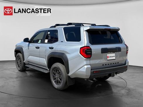 New 2026 Toyota 4Runner SR5 AWD/4WD image 5