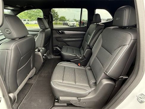 New 2025 Buick Enclave Sport Touring w/ Power Package image 15